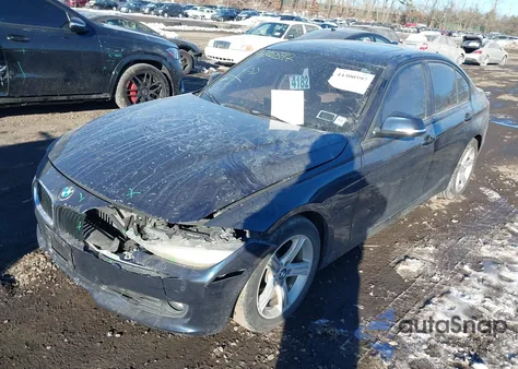 2013 BMW 328I z USA, uszkodzony, nr VIN WBA3A5C50DF352705